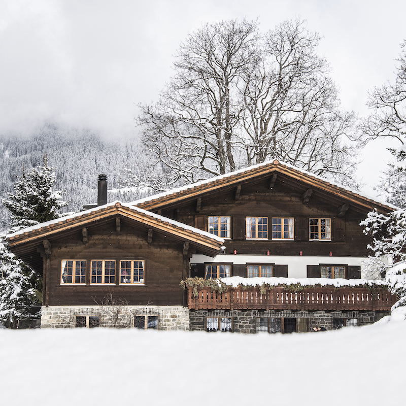 Chalet Maldeghem in the snow in Klosters - catered chalet in Switzerland
